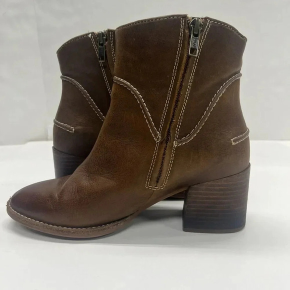 UGG Women’s Annie Leather Bootie Block Heel Boots Chestnut Size 7 City Western - Picture 10 of 13